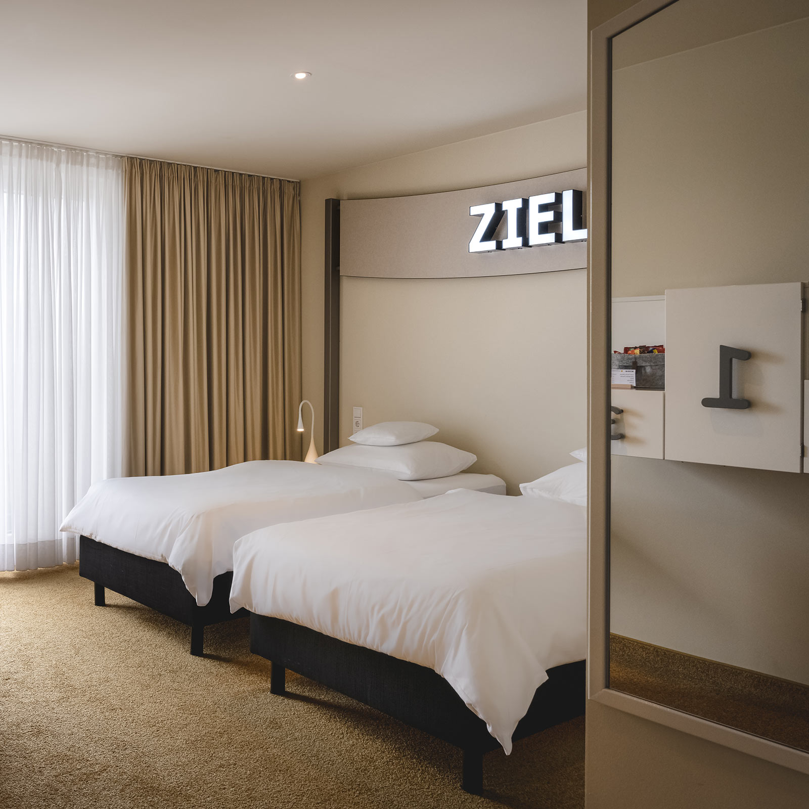 Themenzimmer Glockenspitze Hotelbetriebsgesellschaft GmbH